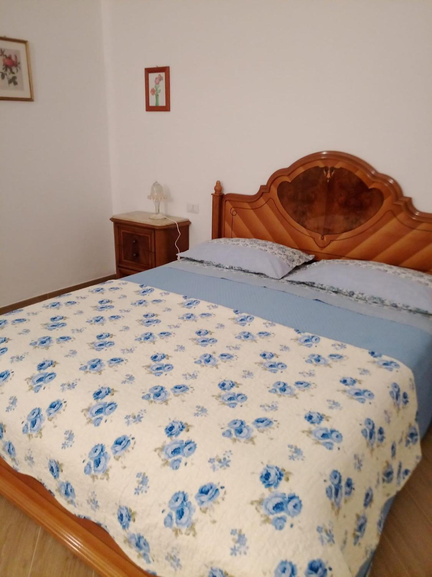 Bed and Breakfast A Casa Di Zia Oschiri Exterior foto